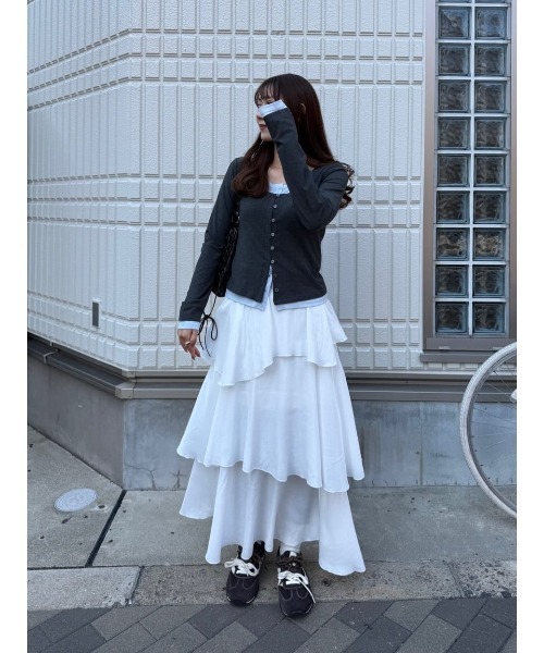 titivate(ティティベイト)の「ランダムヘムティアードスカート(スカート・レディース・ダークブラウン/チャコール/オフホワイト/ブラック/ブルー/ライトベージュ・SP/S/M/L)」の13枚目の写真