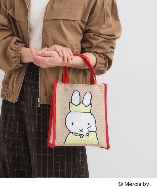 SHOO・LA・RUE（シューラルー）の「【ミッフィー】ニッティングトート（トートバッグ・レディース・イエロー系その他/レッド系1/グリーン/ダークブラウン・00）」の4枚目の写真