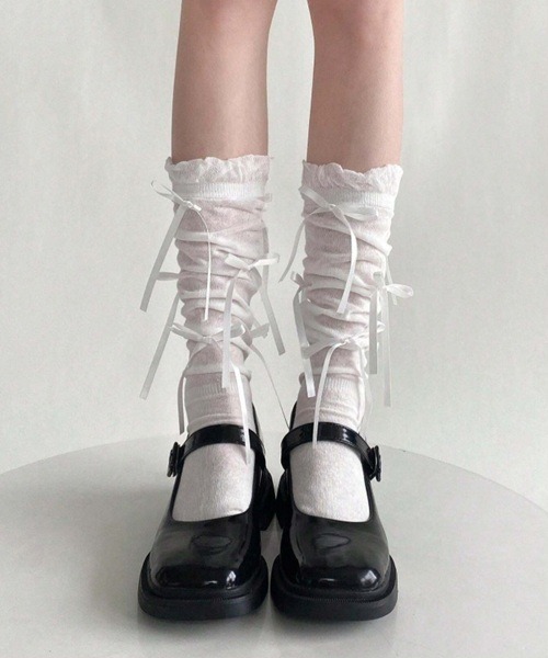 Vini(ヴィニ)の「【Vini】バレエコア リボンハイソックス(ソックス/靴下・レディース・グレー/ブラック/ホワイト・FREE)」の10枚目の写真