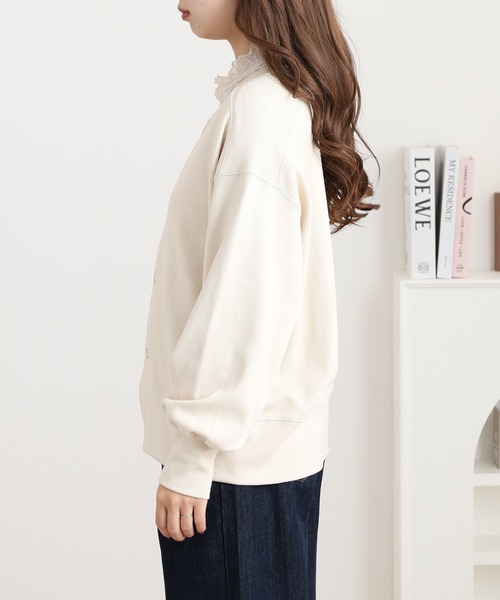 OMNES（オムネス）の「ハニカムストレッチ袖ボリュームカーディガン（カーディガン/ボレロ・レディース・ネイビー/ホワイト/アイボリー・FREE）」の7枚目の写真