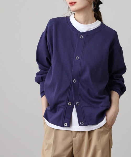 OMNES（オムネス）の「ハニカムストレッチ袖ボリュームカーディガン（カーディガン/ボレロ・レディース・ネイビー/ホワイト/アイボリー・FREE）」の20枚目の写真