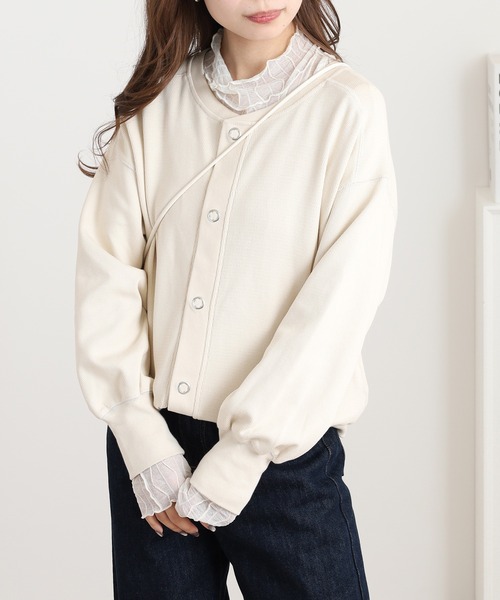 OMNES（オムネス）の「ハニカムストレッチ袖ボリュームカーディガン（カーディガン/ボレロ・レディース・ネイビー/ホワイト/アイボリー・FREE）」の12枚目の写真