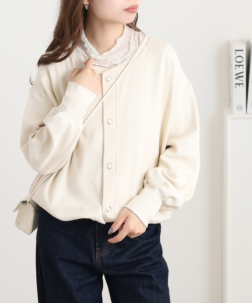 OMNES（オムネス）の「ハニカムストレッチ袖ボリュームカーディガン（カーディガン/ボレロ・レディース・ネイビー/ホワイト/アイボリー・FREE）」の13枚目の写真