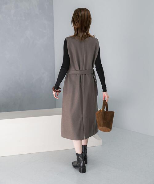 URBAN RESEARCH ROSSO WOMEN(アーバンリサーチ ロッソ)の「『UR TECH』 ジャンパーワンピース(ワンピース・レディース・ブラック/モカ/ベージュ・36/38)」の21枚目の写真