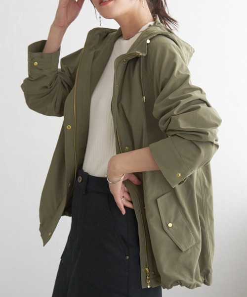 ikka(イッカ)の「【雑誌InRed12月号掲載】ライナー付き3WAYマウンテンパーカー【親子コーデ】(マウンテンパーカー・レディース・チェリーレッド/ベージュ/ネイビー/カーキ・M/L/S)」の2枚目の写真