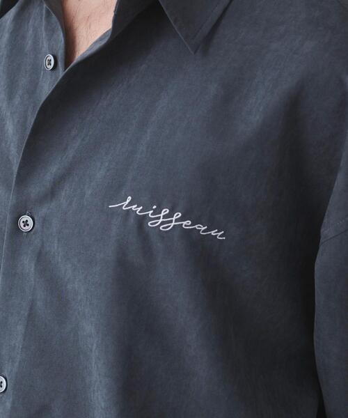 BROWNY（ブラウニー）の「BROWNY/フィブリルワンポイントBIGロングスリーブシャツ（シャツ/ブラウス・メンズ・サックスブルー/ライトベージュ/チャコールグレー・MEDIUM/LARGE）」の9枚目の写真