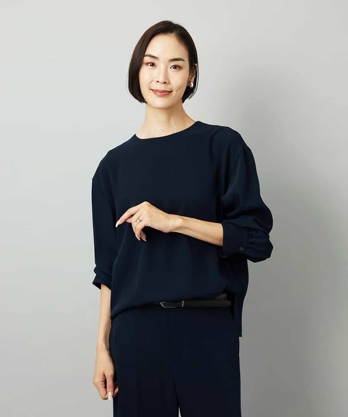 MICHEL KLEIN（ミッシェル・クラン）の「[セットアップ対応]ノーカラーブラウス（シャツ/ブラウス・レディース・ベージュ/ネイビー・38）」の9枚目の写真