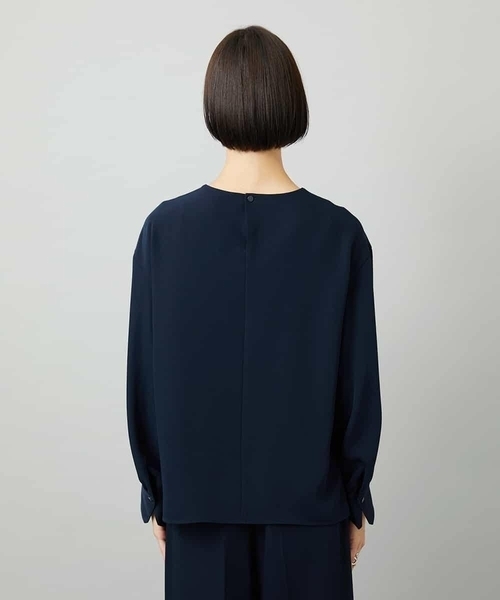 MICHEL KLEIN（ミッシェル・クラン）の「[セットアップ対応]ノーカラーブラウス（シャツ/ブラウス・レディース・ベージュ/ネイビー・38）」の17枚目の写真