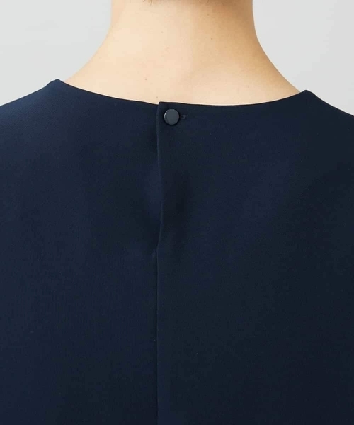 MICHEL KLEIN（ミッシェル・クラン）の「[セットアップ対応]ノーカラーブラウス（シャツ/ブラウス・レディース・ベージュ/ネイビー・38）」の18枚目の写真