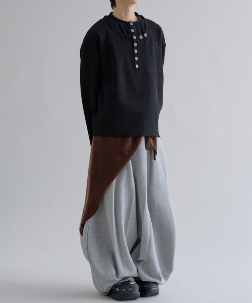 EPNK（イーピーエヌケー）の「Lame Button Henley Knit / ラメボタンヘンリーニット（Tシャツ/カットソー・メンズ・ブラック/パープル・SMALL/MEDIUM/LARGE）」の13枚目の写真