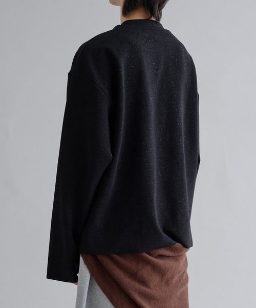 EPNK（イーピーエヌケー）の「Lame Button Henley Knit / ラメボタンヘンリーニット（Tシャツ/カットソー・メンズ・ブラック/パープル・SMALL/MEDIUM/LARGE）」の5枚目の写真