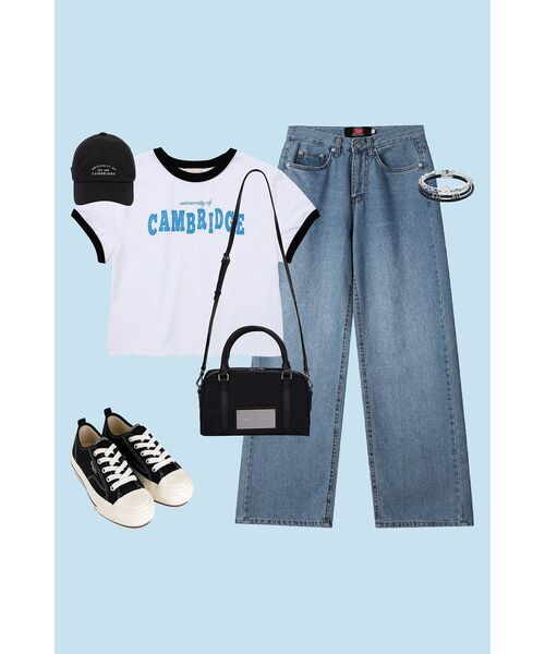 AVANDRESS(アバンドレス )の「STRAIGHT WIDE DENIM PANTS LIGHT BLUE(デニムパンツ・レディース・その他・SMALL/MEDIUM/LARGE/X-LARGE)」の2枚目の写真