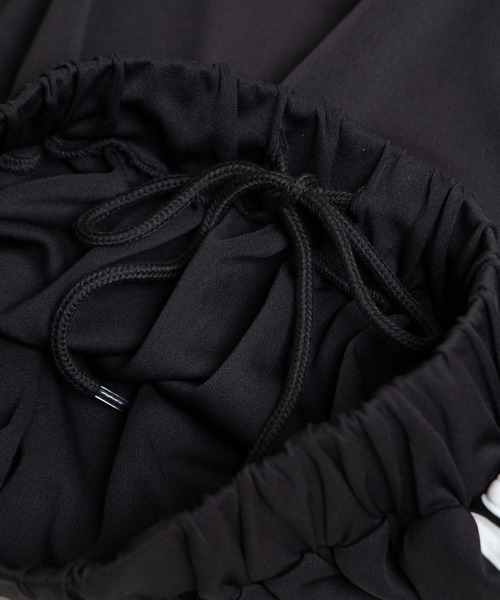 PUNYUS（プニュズ）の「ジャージロングスカート（スカート・レディース・グリーン/レッド/ブラック・1/2/3/4/5）」の13枚目の写真