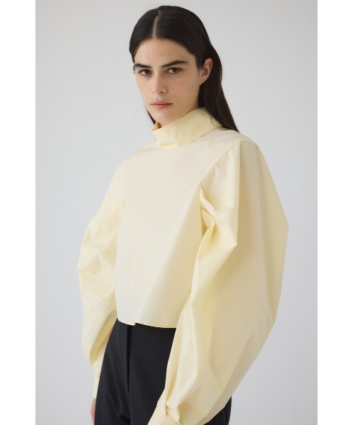 Folded neck tuck blouse フォールディッドネックタックブラウス