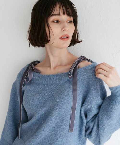 31 Sons de mode（トランテアン　ソン　ドゥ　モード）の「2025秋冬新作 ベロア肩リボンふわふわニット（ニット/セーター・レディース・ブルー/アイボリー/ブラウン/レッド・ﾌﾘ-）」の3枚目の写真