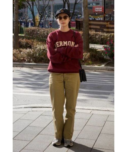 OUTSTANDING(アウトスタンディング)の「V.S.C SWEAT(VERMONT)_WINE(スウェット・レディース・その他・SMALL/MEDIUM/LARGE/X-SMALL)」の20枚目の写真