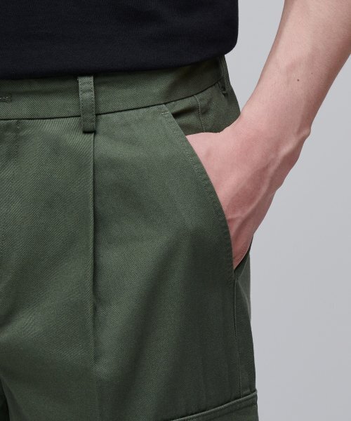 MUSINSA STANDARD（ムシンサスタンダード）の「ワンタックワイドカーゴパンツ [セージグリーン]（その他パンツ・メンズ・その他・40/38/42/36/34/32/30/31/33/26/27/28/29）」の14枚目の写真