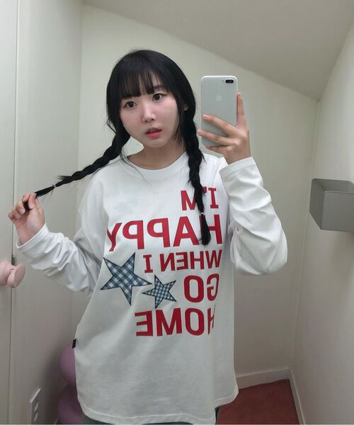WaiKei(ワイケイ)の「I AM HAPPY ロングスリーブ Tシャツ ホワイト(Tシャツ/カットソー・レディース・その他・1/2)」の12枚目の写真