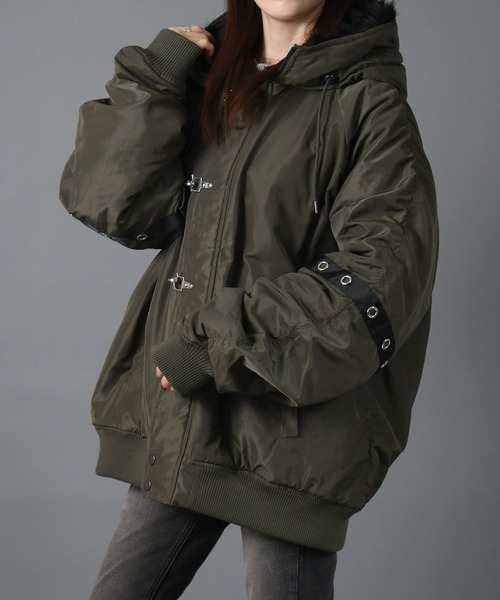 NYLAUS(ナイラス)の「【NYS】ファイヤーマンバックル N-2B フライトジャケット ブルゾン ファイヤーマンジャケット(ダウンジャケット/コート・メンズ・カーキ/ブラック・L/M)」の6枚目の写真