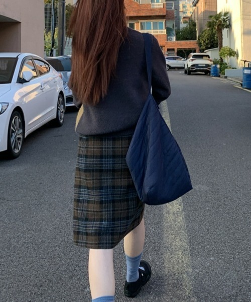 gossip!ロサンゼルス(ゴシップロサンゼルス)の「Y2Kガーリー レトロチェックAラインスカート/ミディ丈 【サイズあり】 厚手(韓国ファッションガーリー定番)(スカート・レディース・チェック・M/S/L)」の17枚目の写真