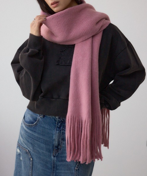 AZUL by moussy（アズールバイマウジー）の「ソフトタッチニットフリンジストール（マフラー・レディース・アイボリー/チャコールグレー/ミント/ピンク・FREE）」の4枚目の写真