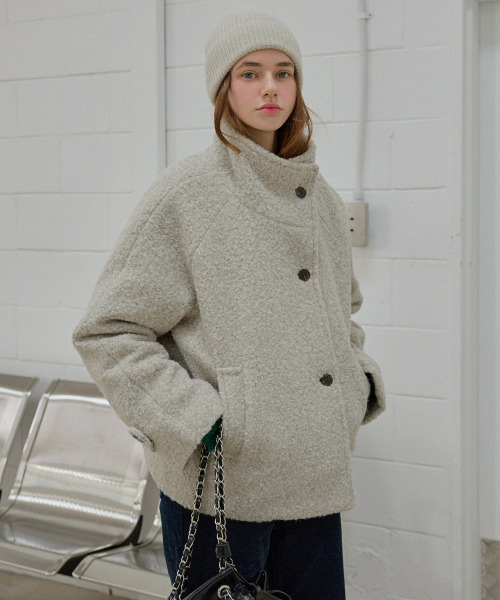 SLOWLOLLI(スローローリ)の「Teddy boucle half coat_3 Colors(トレンチコート・レディース・アイボリー/ブラック/キャメル・FREE)」の8枚目の写真
