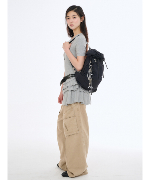 Salad bowls（サラダボール）の「502 LIP LIGHT STRING BACKPACK [BLACK]（バックパック/リュック・レディース・ブラック・FREE）」の2枚目の写真