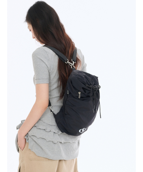 Salad bowls（サラダボール）の「502 LIP LIGHT STRING BACKPACK [BLACK]（バックパック/リュック・レディース・ブラック・FREE）」の3枚目の写真