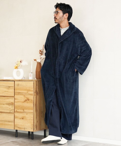 jiggys shop(ジギーズショップ)の「着る毛布 モコボアルームコート あったかルームウェア(ルームウェア/パジャマ・メンズ・ネイビー/ブラウン/ブラック/チャコールグレー/アイボリー・FREE)」の5枚目の写真