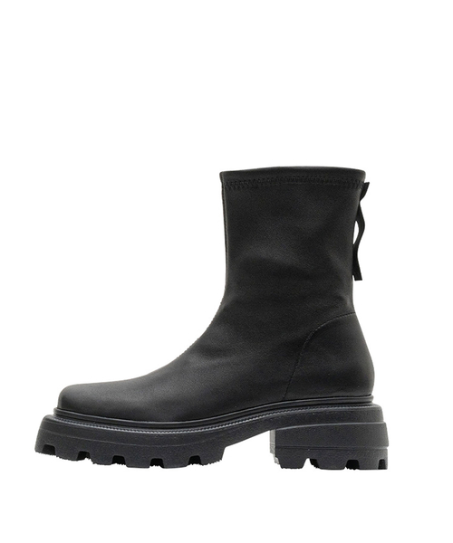 Raven ankle boots black