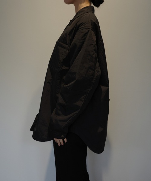 CLANE(クラネ)の「CLANE PACKABLE PADDED SHIRTS(シャツ/ブラウス・レディース・ブラック/ホワイト/ピンク・1/2)」の5枚目の写真