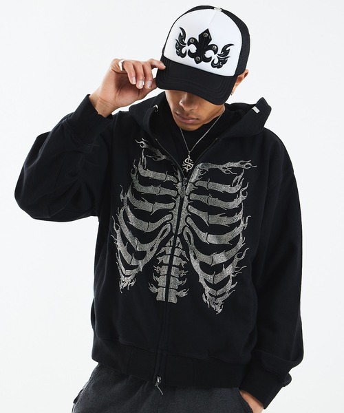 SUPPLIER(サプライヤー)の「ジップフーディ|Fire Skeleton Rhinestone Zip Hoodie|SUPPLIER(パーカー・メンズ・グレー/ブラック・LARGE/MEDIUM/X-LARGE/SMALL)」の2枚目の写真