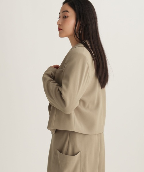 studio CLIP（スタディオクリップ）の「【daily CLIP】Wボタンショートジャケット（テーラードジャケット・レディース・ベージュ/チャコール・FREE）」の13枚目の写真