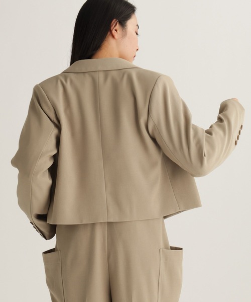 studio CLIP（スタディオクリップ）の「【daily CLIP】Wボタンショートジャケット（テーラードジャケット・レディース・ベージュ/チャコール・FREE）」の14枚目の写真