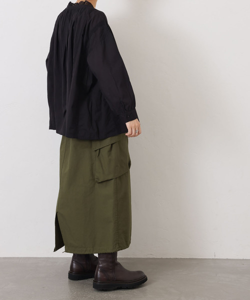 JOURNAL STANDARD LUXE（ジャーナルスタンダード　ラックス）の「【SOIL】CAMBRIC WITH LACE GATHERED SMOCK（シャツ/ブラウス・レディース・ブラック/ホワイト・2）」の6枚目の写真