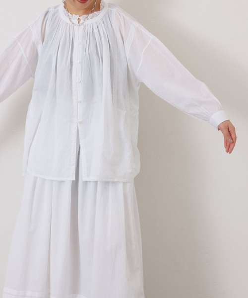 JOURNAL STANDARD LUXE（ジャーナルスタンダード　ラックス）の「【SOIL】CAMBRIC WITH LACE GATHERED SMOCK（シャツ/ブラウス・レディース・ブラック/ホワイト・2）」の10枚目の写真