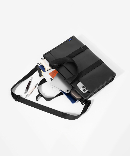 QUALPACK（クアルパック）の「エッセンシャルトートバッグ 331 ビーガンレザー ブラック（トートバッグ・メンズ・その他・FREE）」の8枚目の写真