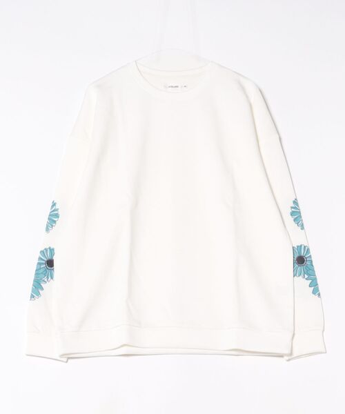 ATELANE(アテレーン)の「/ATELANE/袖フラワー刺繍P/O(スウェット・メンズ・ブルー/ホワイト/ブラック・LARGE/MEDIUM)」の2枚目の写真