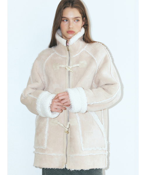 ETMON(エトモン)の「Reversible Duffle Mustang Coat, Beige(ムートンコート・レディース・その他・FREE)」の2枚目の写真