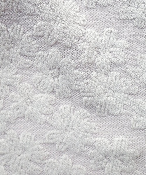 Crisp（クリスプ）の「フラワーエンボスTシャツ（Tシャツ/カットソー・レディース・グリーン/グレー・FREE）」の22枚目の写真