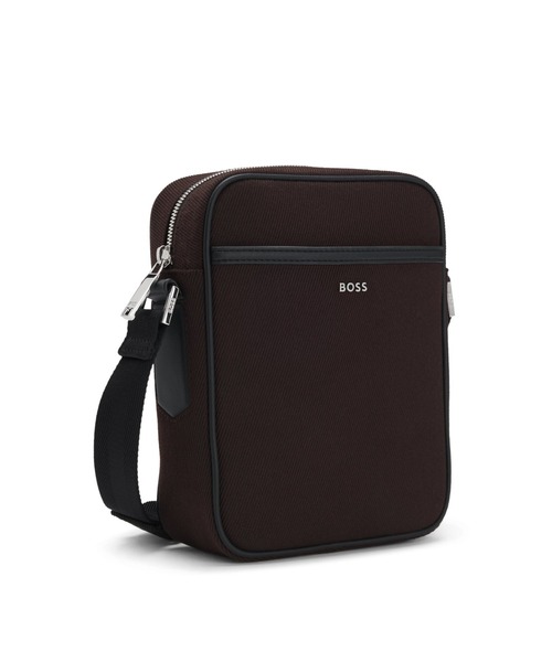 BOSS(ボス)の「キャンバス レポーターバッグ レタリングロゴ(ショルダーバッグ・メンズ・ダークブラウン・ONESIZE)」の2枚目の写真