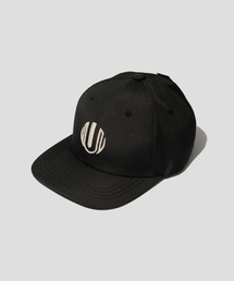 UNLC（ユーエヌエルシー）の「カラビナ6パネルキャップブラック（キャップ）」