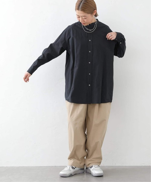 JOURNAL STANDARD LUXE（ジャーナルスタンダード　ラックス）の「60コットン スタンドカラーギャザーシャツ（シャツ/ブラウス・レディース・ブラック/サックスブルー/ホワイト・FREE）」の4枚目の写真