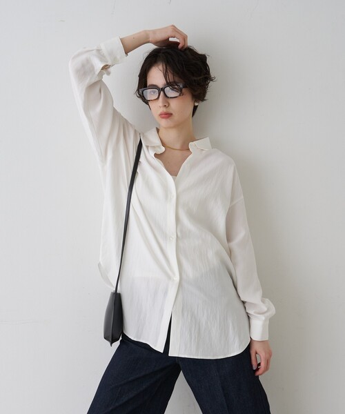 EMMA ROUGE VIF(エマルージュヴィフ)の「【一部店舗限定】アシンメトリー変形2WAYシャツ(シャツ/ブラウス・レディース・オフホワイト/ストライプ・フリー)」の13枚目の写真