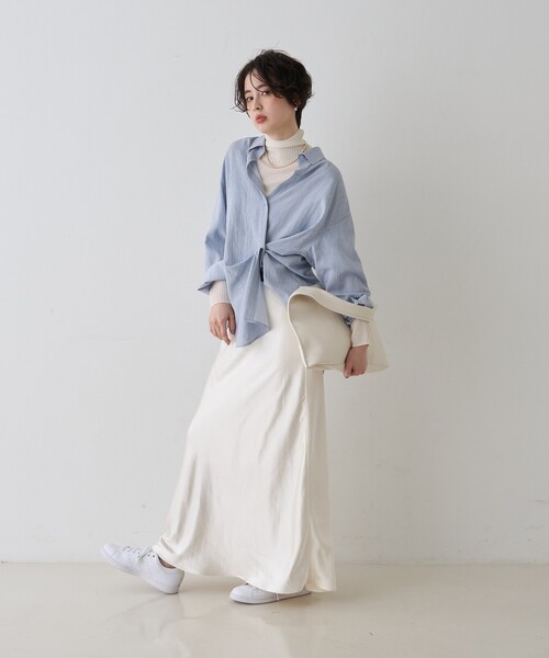 EMMA ROUGE VIF(エマルージュヴィフ)の「【一部店舗限定】アシンメトリー変形2WAYシャツ(シャツ/ブラウス・レディース・オフホワイト/ストライプ・フリー)」の21枚目の写真