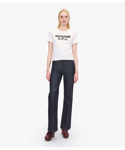 A.P.C.（アーペーセー）の「T-SHIRT CROP MANCHES COURTES MADAME APC（Tシャツ/カットソー・レディース・ホワイト・S/M/L）」の2枚目の写真