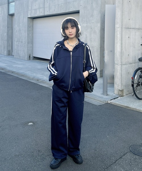 AS KNOW AS plus(アズノゥアズプラス)の「〇裾ドロスト付き クロップド丈 ダブルラインパーカー セットアップ可能【UNISEX ITEM】(パーカー・レディース・ブラック/ネイビー/杢グレー・FREE)」の6枚目の写真