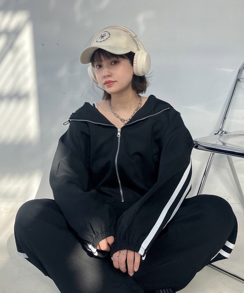 AS KNOW AS plus(アズノゥアズプラス)の「〇裾ドロスト付き クロップド丈 ダブルラインパーカー セットアップ可能【UNISEX ITEM】(パーカー・レディース・ブラック/ネイビー/杢グレー・FREE)」の10枚目の写真