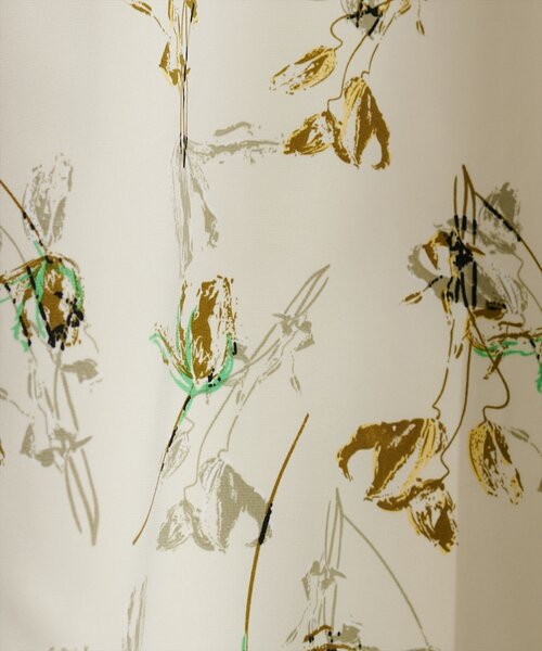 natural couture（ナチュラルクチュール）の「アートフラワーハイウエストフレアスカート（スカート・レディース・イエロー系その他/ホワイト系その他/ブラック系その他・FREE）」の4枚目の写真