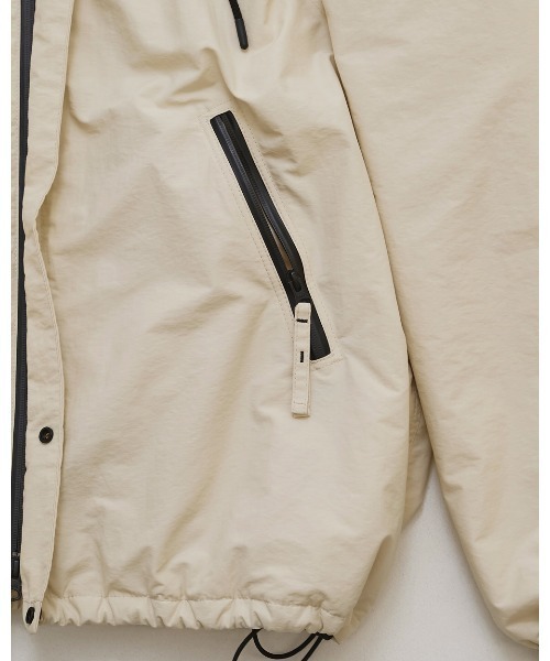 TODAYFUL(トゥデイフル)の「Hoodie Puff Jacket(ミリタリージャケット・レディース・キナリ/ブラック・36inch/38inch)」の10枚目の写真